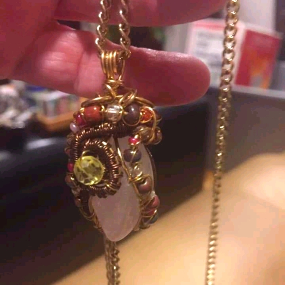 NWT 🇨🇦 Handcrafted in Canada Wire Wrapped Steampunk Pendant